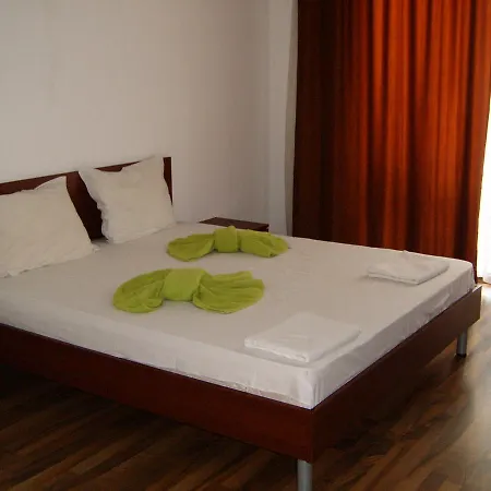 елит 3 Elit 3 Apartment